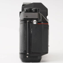 Load image into Gallery viewer, Nikon F 501 / Nikon AF NIKKOR 35-70mm f/3.3-4.5