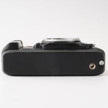 Load image into Gallery viewer, Nikon F 501 / Nikon AF NIKKOR 35-70mm f/3.3-4.5