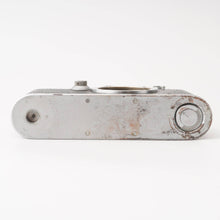 Load image into Gallery viewer, Leica IIIa 35mm Rangefinder Camera