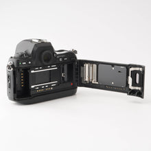 Load image into Gallery viewer, Nikon F100 / Nikon MF-29 Data Back (10011)