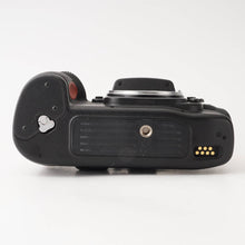 画像をギャラリービューアに読み込む, ニコン Nikon F100 一眼レフフィルムカメラ