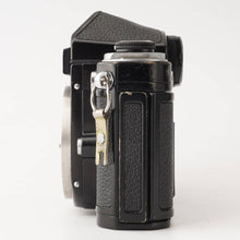 Load image into Gallery viewer, Nikon F2 Eye Level Black 35mm SLR Film Camera (10157)