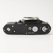 Load image into Gallery viewer, Nikon F2 Eye Level Black 35mm SLR Film Camera (10157)