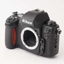 Load image into Gallery viewer, Nikon F100 SLR Film Camera (10325)