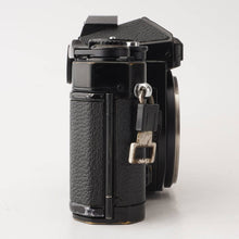 Load image into Gallery viewer, Nikon FE / Ai-s Zoom-NIKKOR 35-105mm f/3.5-4.5 (10349)