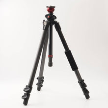 Load image into Gallery viewer, Manfrotto 055CXPRO3 Carbon Feiber Tripod / 555B Leveling Center Pole
