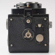 Load image into Gallery viewer, ROLLEICORD II type 3 / Carl Zeiss Jena Triotar 75mm f/3.5
