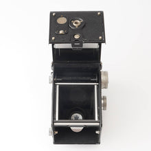 Load image into Gallery viewer, ROLLEICORD II type 3 / Carl Zeiss Jena Triotar 75mm f/3.5
