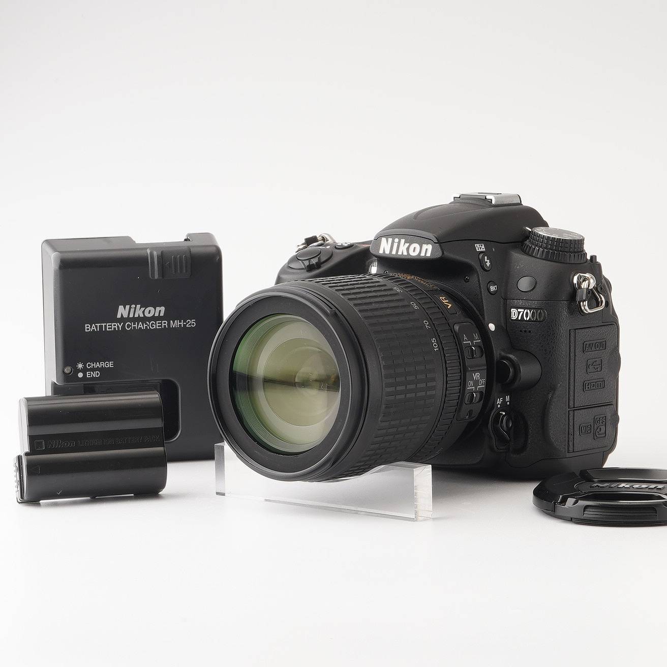ニコン Nikon D7000 / AF-S DX NIKKOR 18-105mm F3.5-5.6G ED VR ...