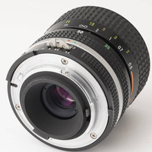 Load image into Gallery viewer, Nikon FA / Ai-s Zoom NIKKOR 35-70mm f/3.3-4.5
