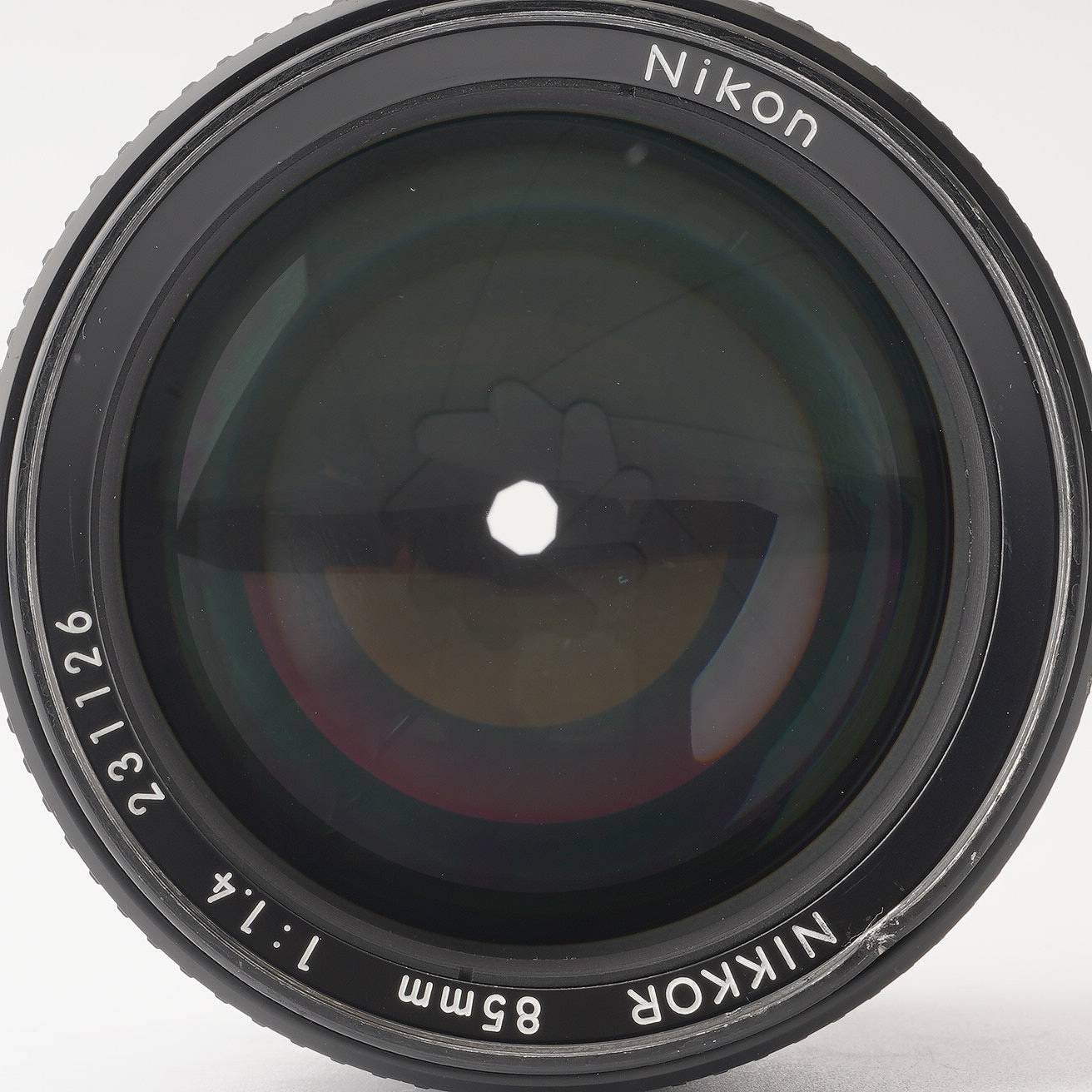 ニコン Nikon Ai-s NIKKOR 85mm F1.4 – Natural Camera / ナチュラルカメラ