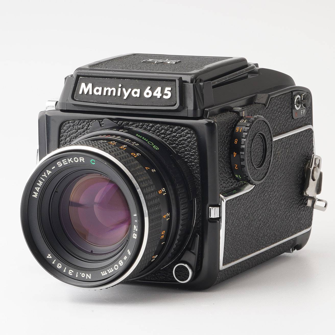 マミヤ Mamiya M645 1000S / MAMIYA SEKOR C 80mm F2.8 – Natural 