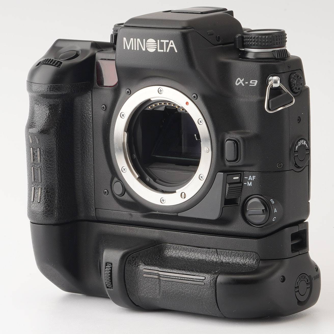 ミノルタ Minolta α-9 alpha-9 A9 35mm 一眼レフフィルムカメラ / VC-9 バッテリーグリップ