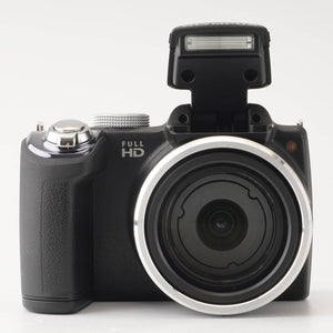 Olympus SP-720UZ / 26X WIDE OPTICAL ZOOM ED 4.66-121.2mm f/3.2-5.6