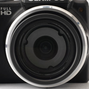 Olympus SP-720UZ / 26X WIDE OPTICAL ZOOM ED 4.66-121.2mm f/3.2-5.6