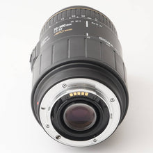 Load image into Gallery viewer, Sigma AUTO FOCUS 70-300mm f/4-5.6 APO MACRO Sony A mount
