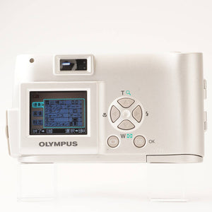 Olympus CAMEDIA C 2 Compact Digital Camera / Olimpus 5.5mm f/ 2.8