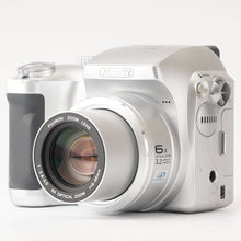 Load image into Gallery viewer, Fujifilm FINEPIX S304 Compact Digital Camera / FUJINON ZOOM LENS 6-36mm f/2.8-3.0
