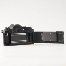 Load image into Gallery viewer, Nikon FA Black 35mm SLR Film Camera
