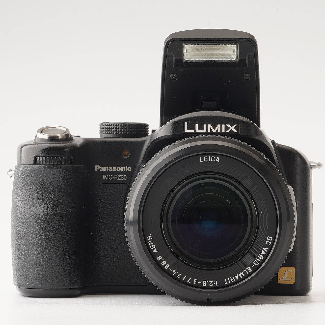 Panasonic LUMIX DMC-FZ30 LEICA DC VARIO-ELMARIT - Main Image