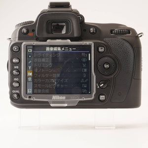 Nikon D90