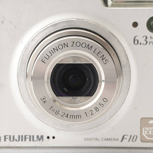 Fujifilm FinePix F10 / Fujinon Zoom Lens 3x 8-24mm f/2.8-5.0