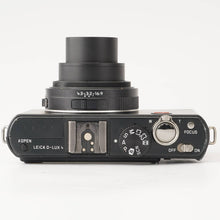 Load image into Gallery viewer, Leica D-LUX4 Digital Camera / DC Vario-Summicron 5.1-12.8mm f/2.0-2.8
