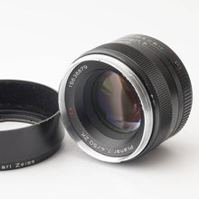 Load image into Gallery viewer, Carl Zeiss Planar 50mm f/1.4 ZK for Pentax K mount
