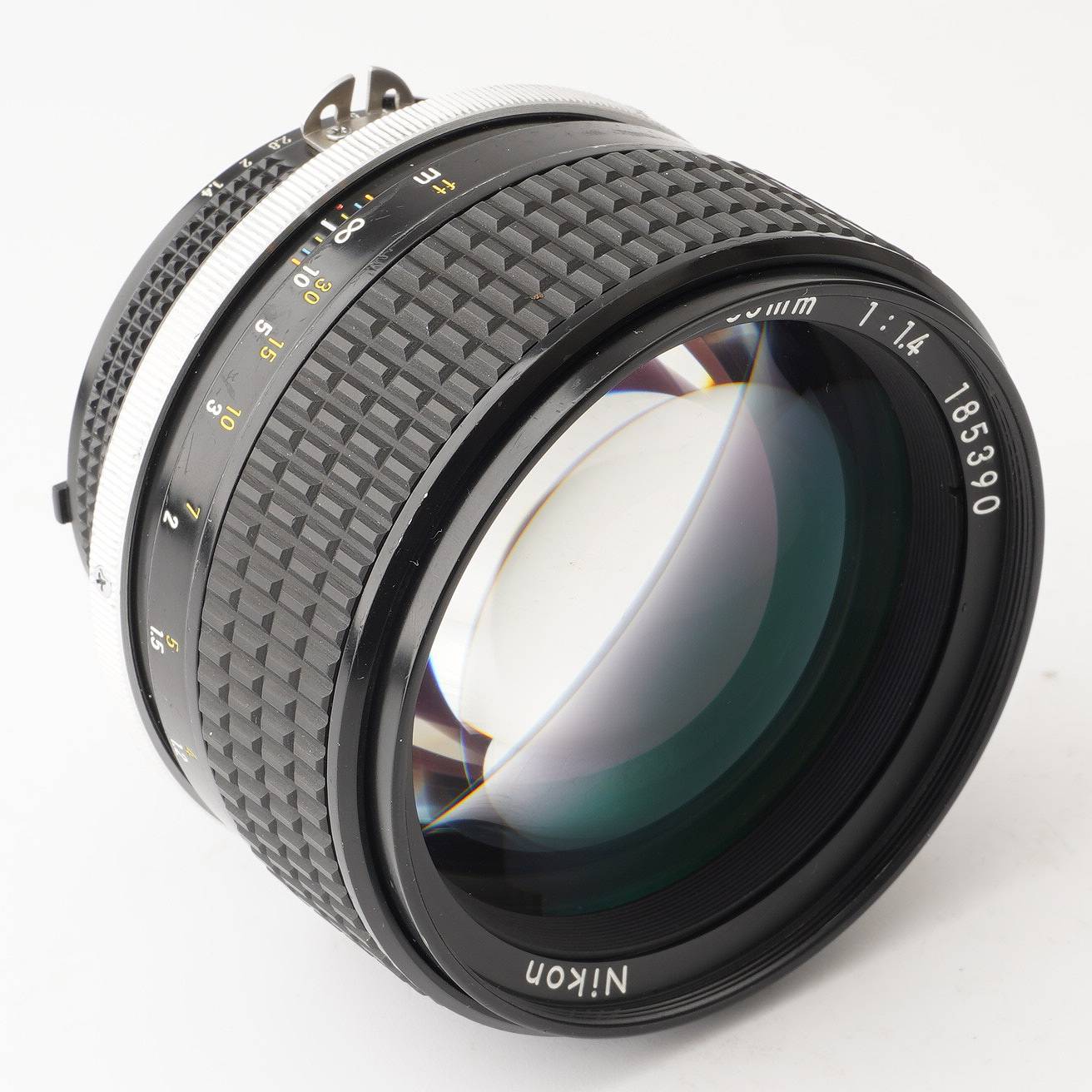 ニコン Nikon Ai-s NIKKOR 85mm F1.4 – Natural Camera / ナチュラルカメラ