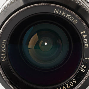 Nikon Ai NIKKOR 24mm f/2.8