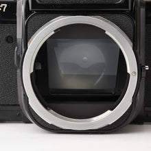 Load image into Gallery viewer, Pentax 67 Eye Level / Pentax Super Multi Coated Takumar 6x7 105mm f/2.4
