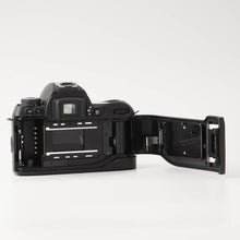 Load image into Gallery viewer, Nikon F80 SLR Film Camera / Nikon AF NIKKOR 28-105mm f/3.5-4.5 D
