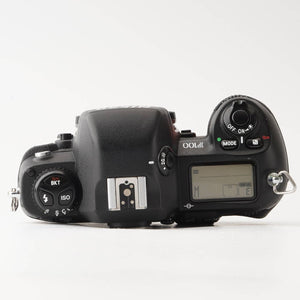 Nikon F100