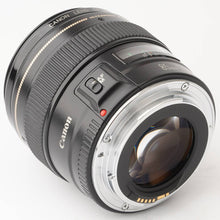 画像をギャラリービューアに読み込む, キヤノン Canon EF 85mm F1.8 USM
