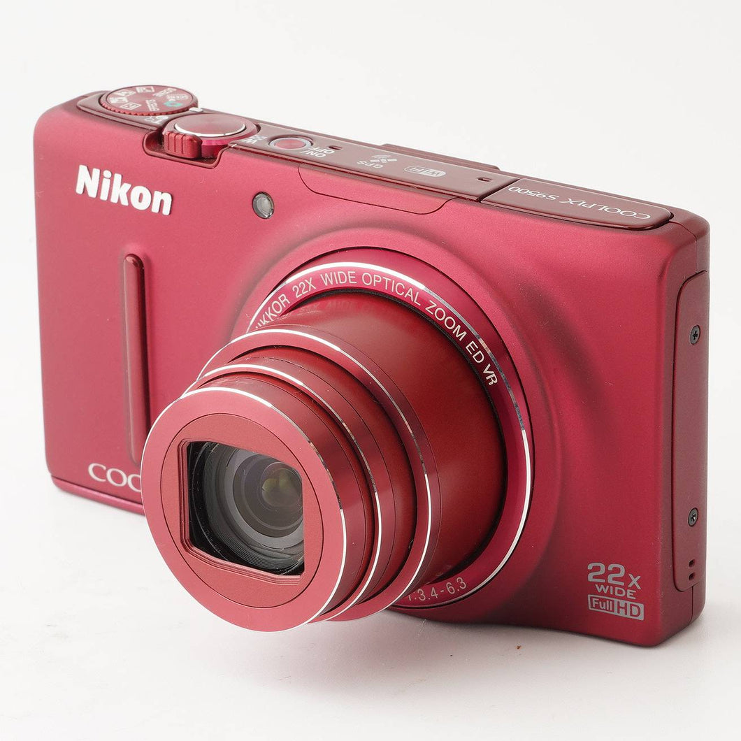 Nikon COOLPIX S9500 / NIKKOR 22x Wide Optical Zoom ED VR 4.5-90mm f/3.4-6.3