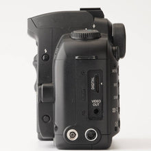 画像をギャラリービューアに読み込む, キヤノン Canon EOS D60 / Canon Zoom Lens EF 35-70mm F3.5-4.5
