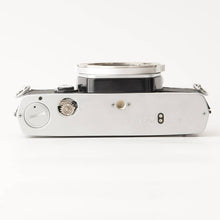 Load image into Gallery viewer, Olympus OM-1 / OM-SYSTEM ZUIKO MC AUTO-S 50mm f/1.8 / Winder 2
