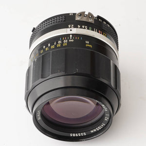 Nikon Ai Converted NIKKOR-P C 105mm f/2.5