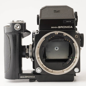 Zenza Bronica ETR-C / Zenzanon MC 75mm f/2.8 AE-II Viewfinder Speed ​​GripE
