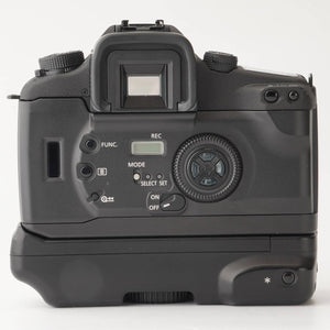 Canon EOS 7S Body / Battery Pack BP-300