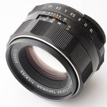 Load image into Gallery viewer, Asahi Pentax Spotmatic SP / Pentax Asahi SMC TAKUMAR 55mm f/1.8
