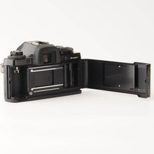 Load image into Gallery viewer, Contax 139 Quartz black 35mm SLR Film Camera
