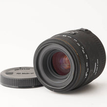Load image into Gallery viewer, Sigma AF MACRO 50mm f/2.8 for Canon EF
