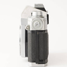Load image into Gallery viewer, Canon FTb QL / Canon LENS FD 50mm f/1.4

