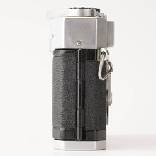 Load image into Gallery viewer, Canon Model 7 35mm Rangefinder Film Camera
