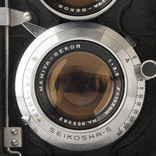 Load image into Gallery viewer, Mamiya C3 Professional / MAMIYA-SEKOR 105mm f/3.5
