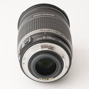 Canon EF-S 18-200mm f/3.5-5.6 IS