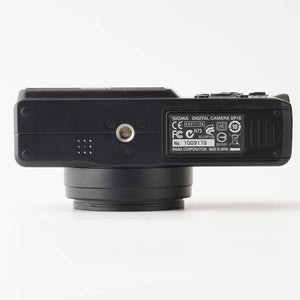 SIGMA DP1s / Sigma Lens 16.6mm f/4