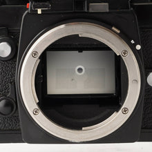 画像をギャラリービューアに読み込む, ニコン Nikon F3 ボディ アイレベル Eye Level 一眼レフフィルムカメラ
