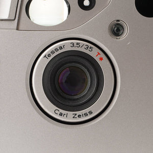 Kyocera T PROOF / Carl Zeiss Tessar 35mm f/3.5